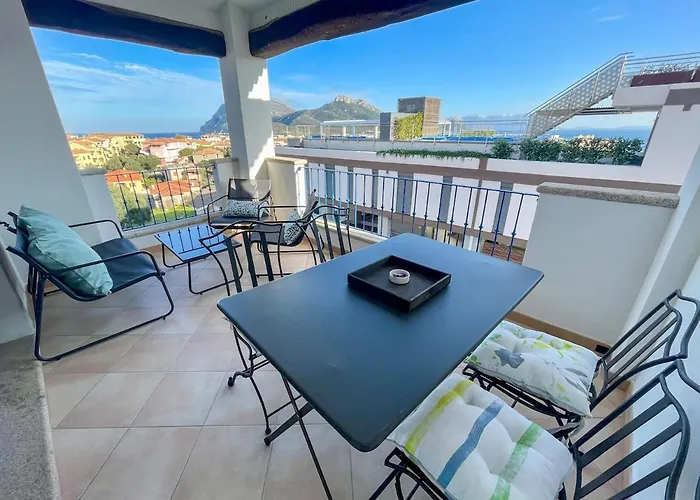 Seaside Terrace By Domusaway Golfo Aranci